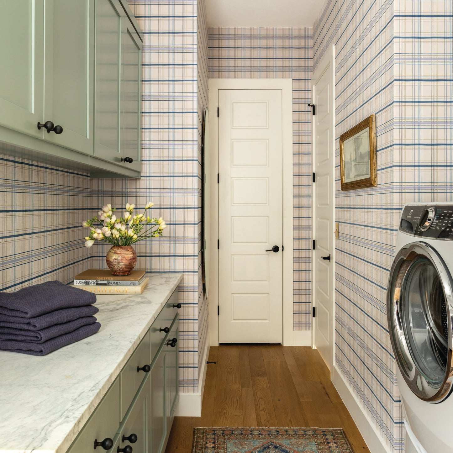 Image of Vintage Plaid in Bluebonnet Wallpaper