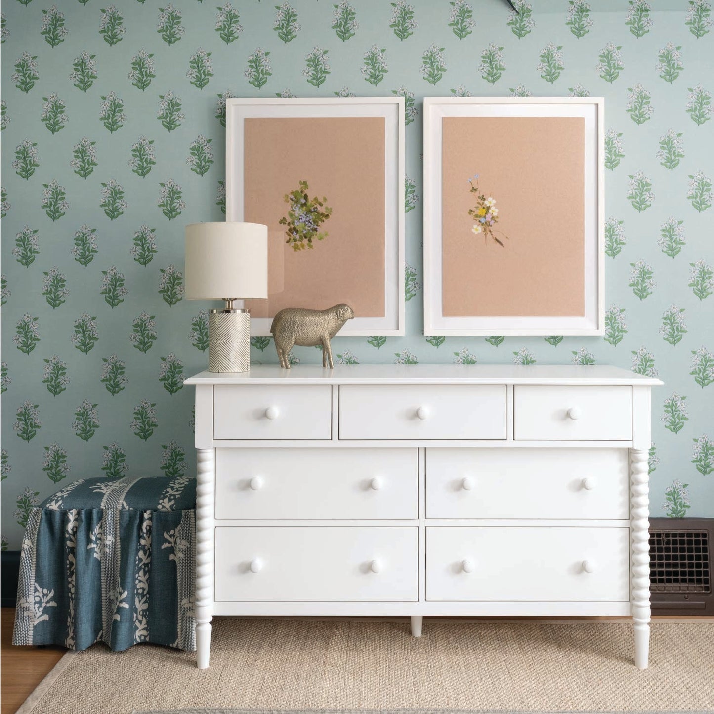 Image of Heritage Floral in Spring Green Wallpaper