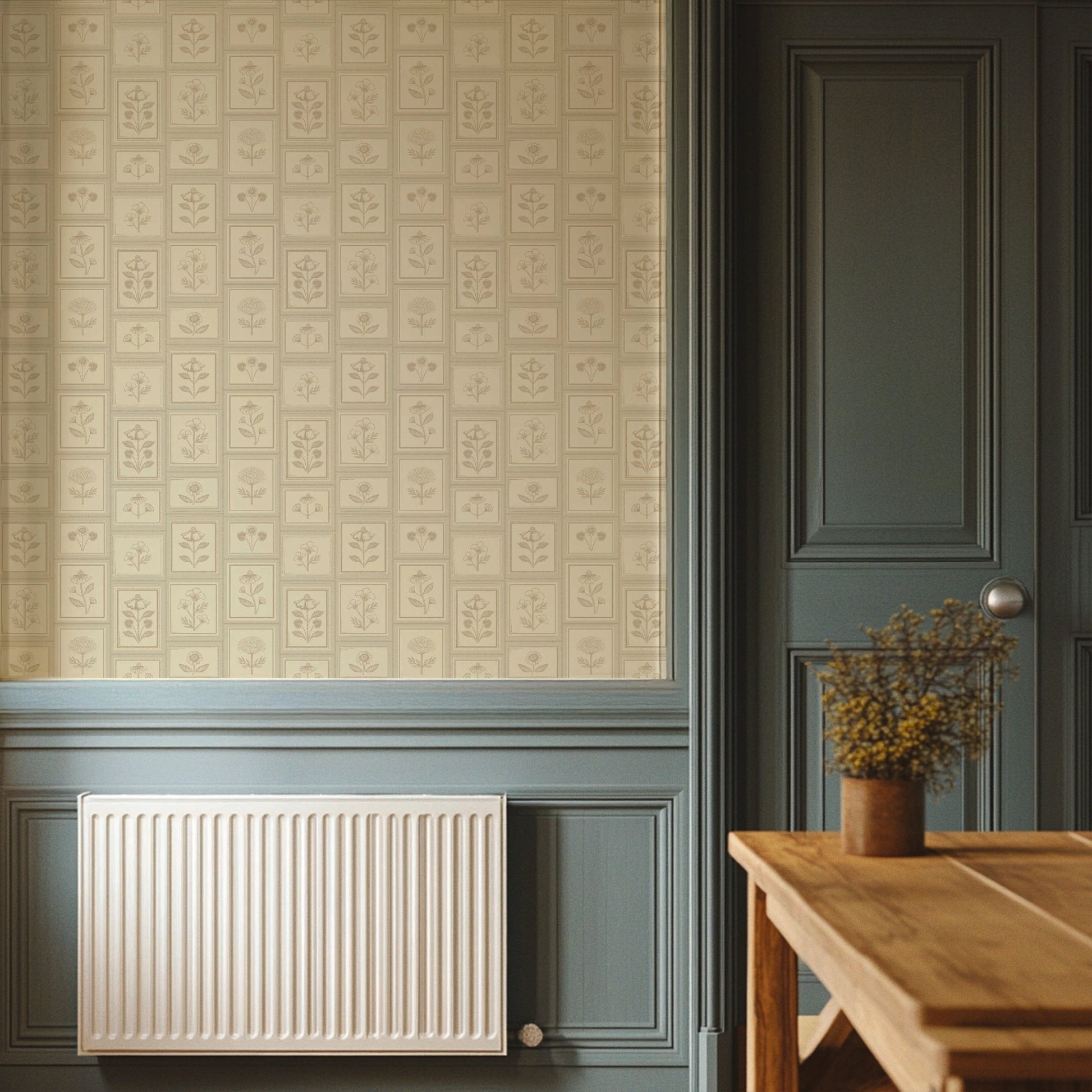 Image of Vintage Frame in Alabaster Wallpaper