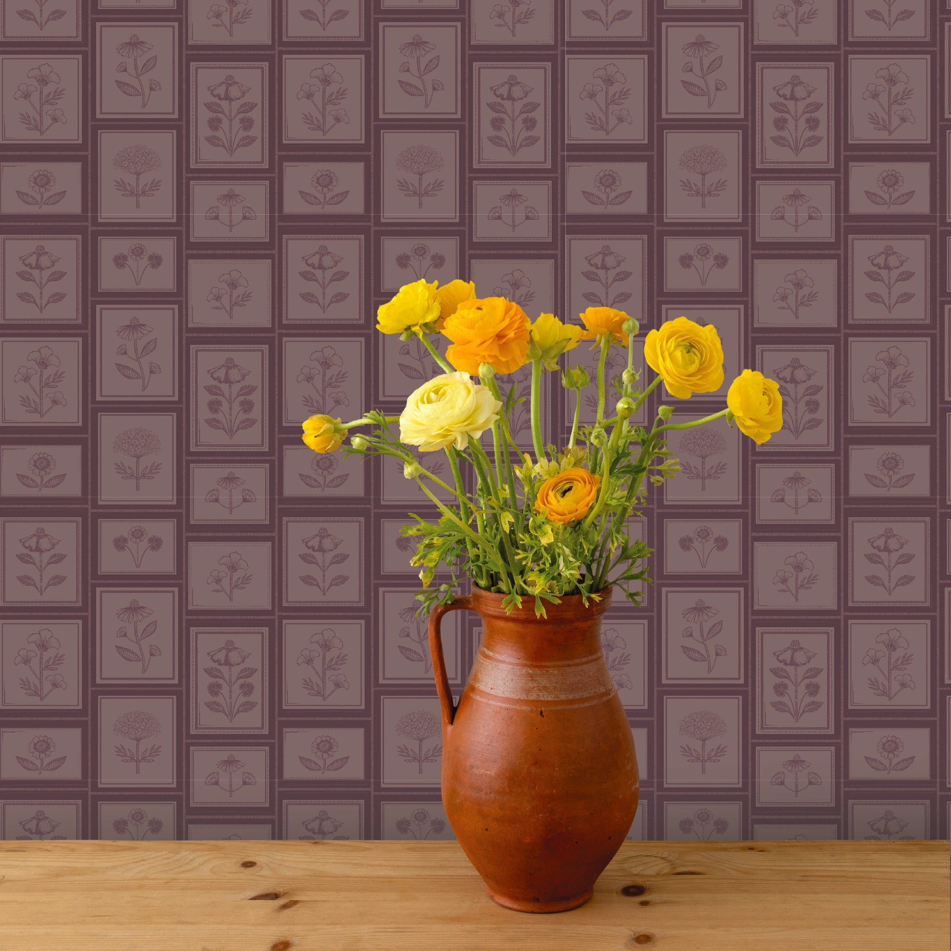 Image of Vintage Frame in Plum Wallpaper