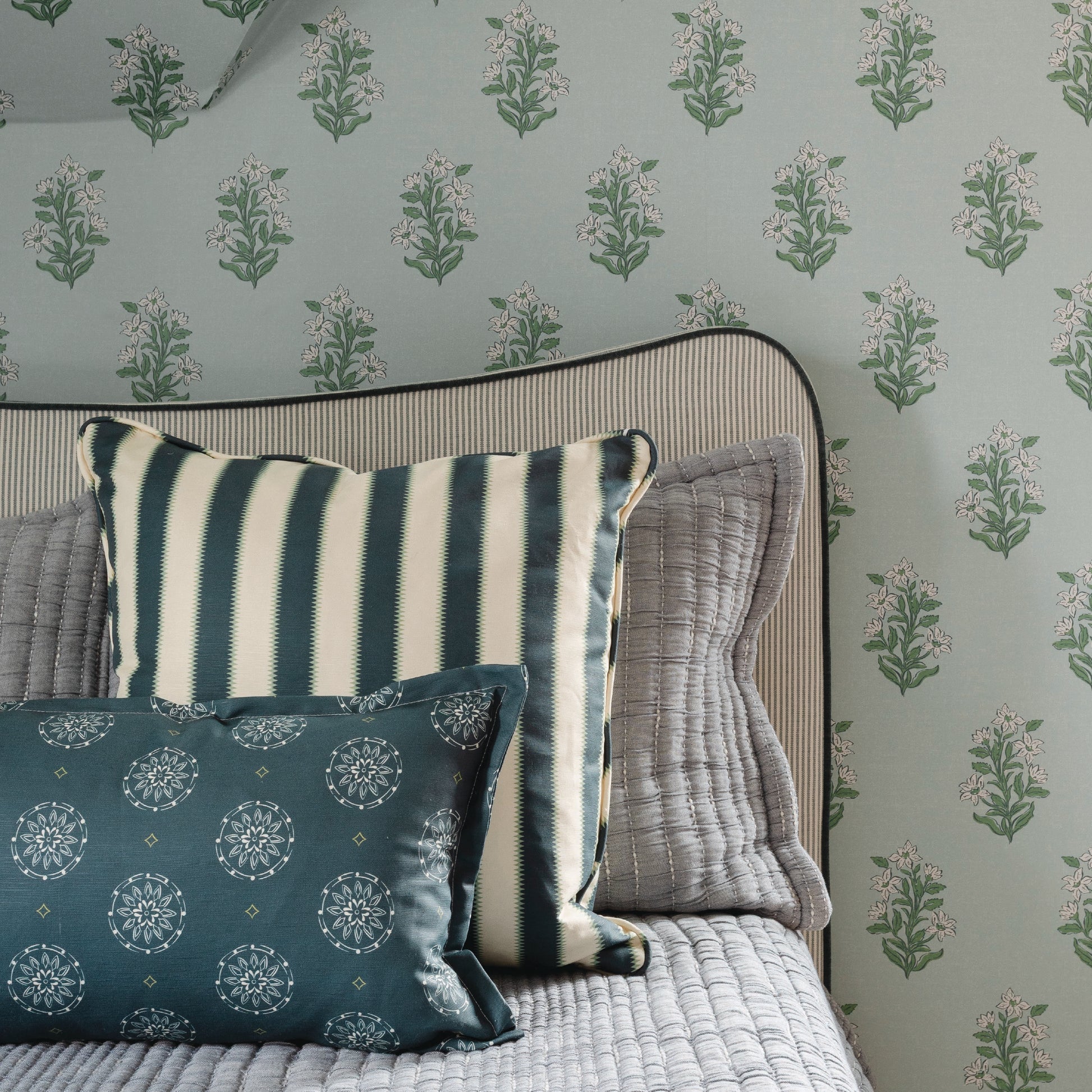 Wilder Stripe Fabric Fabric in Navy/Green
