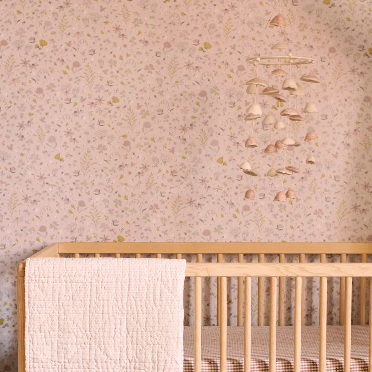 Windflower wallpaper in pink
