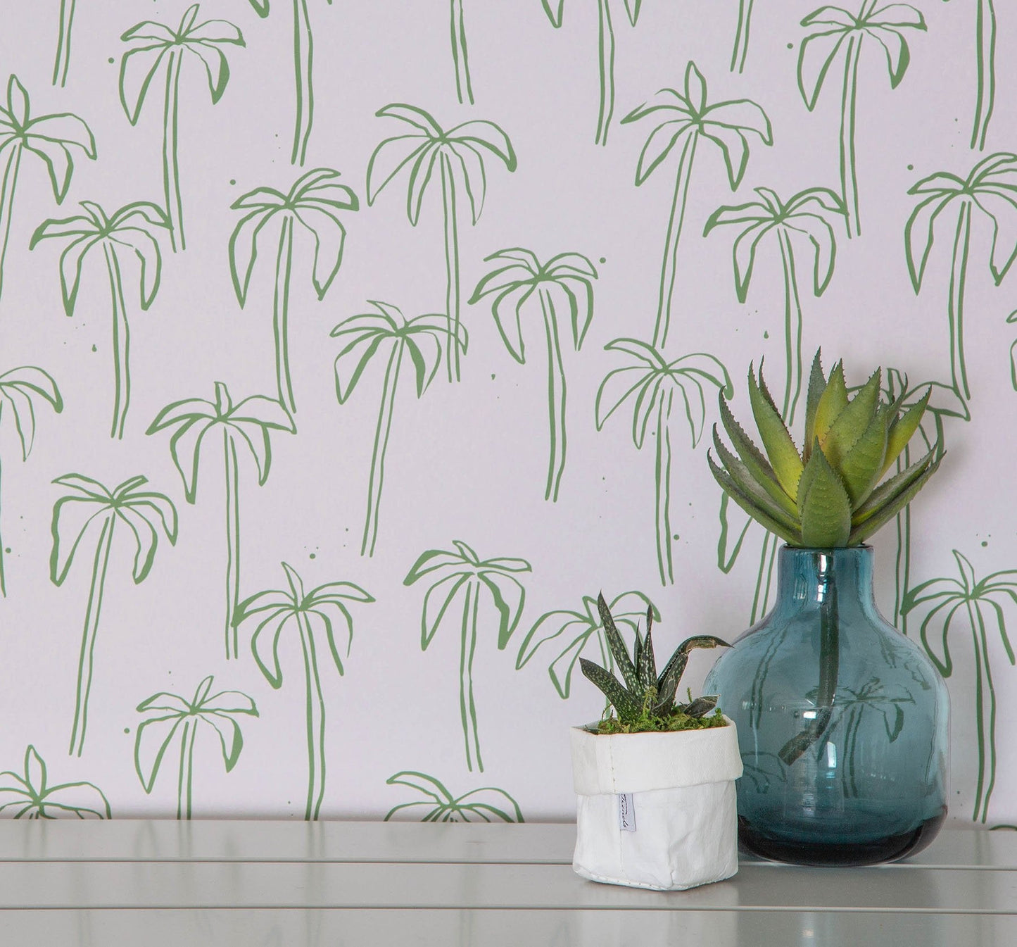 Image of California Palm in Pink Wallpaper